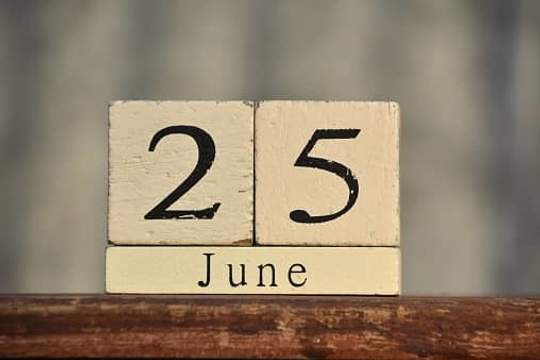 25 june on wood blocks